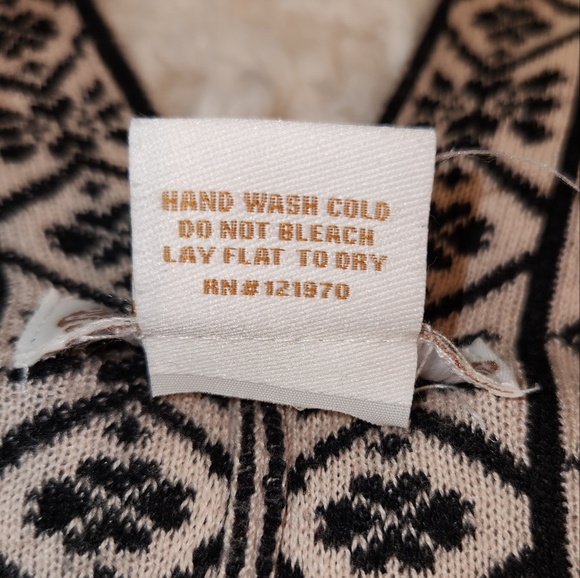 Flying Tomato Poncho Size M/L - Picture 8 of 9